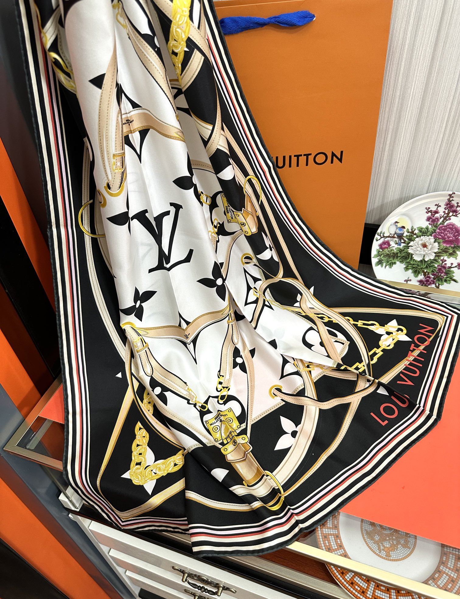 Louis Vuitton Scarf